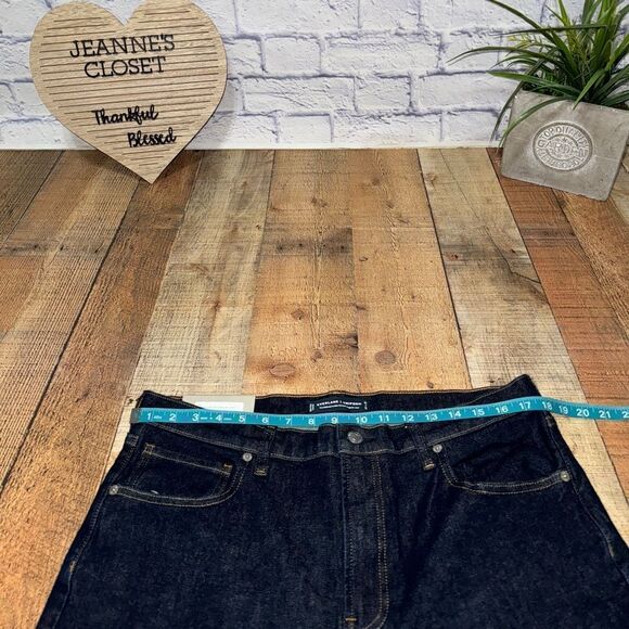 Everlane The Relaxed 4-Way Stretch Organic Jean | Uniform - Picture 14 of 14